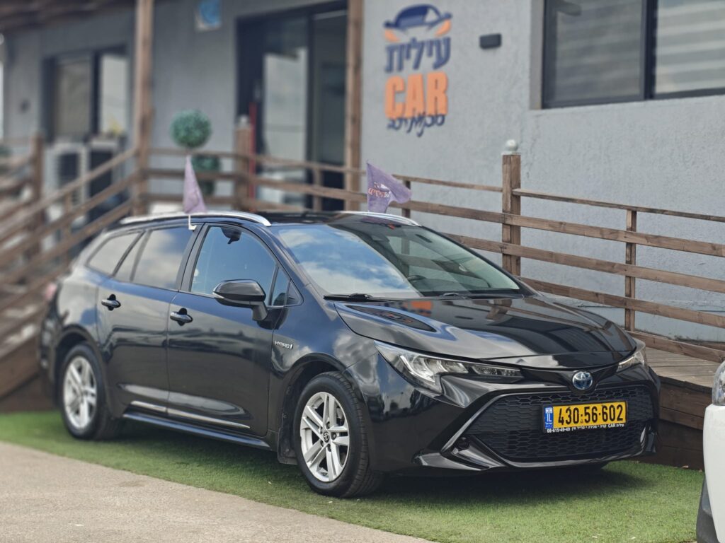 טויוטה-קורולה-סטיישן-2021