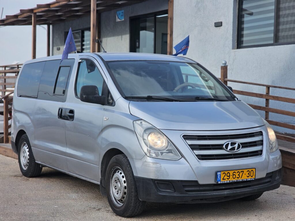 יונדאי-i800-2014